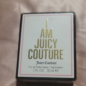 I Am Juicy Couture, Juicy Couture Eau de Parfum Spray. 1 fl oz.